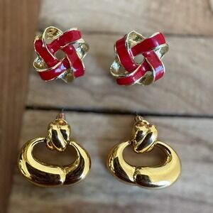 Vintage‎ Fashion Earrings Love Knot Door  Pierced Red Enamel Gold Tone Jewelry